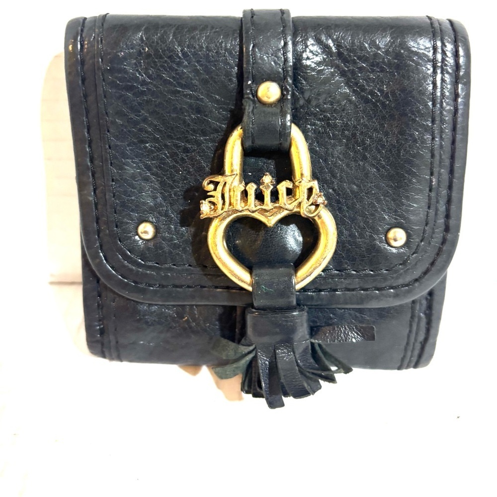 Juicy Couture Black distressed Leather wallet